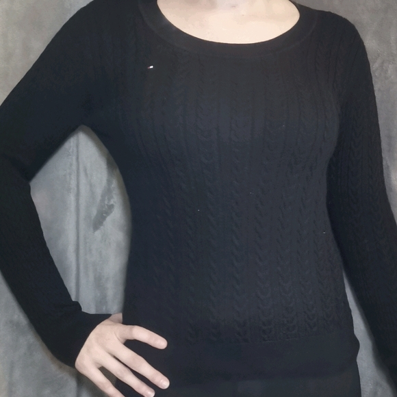 Tommy Hilfiger Long Sleeve Cable Knit Top - Picture 1 of 2